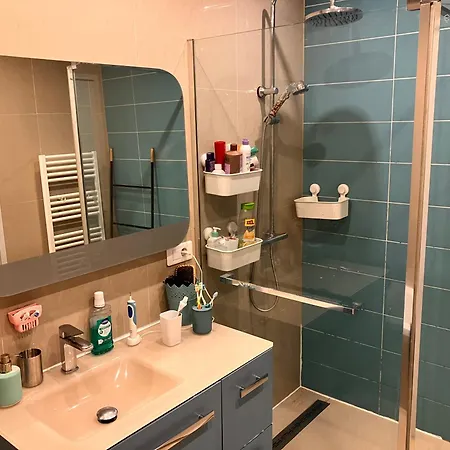 Apartment 1-2 Places Liberation Nice