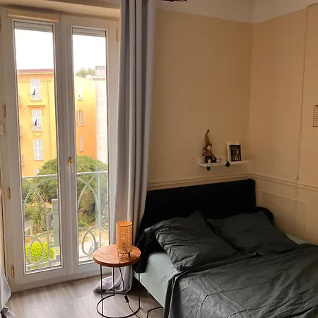 Apartment 1-2 Places Liberation